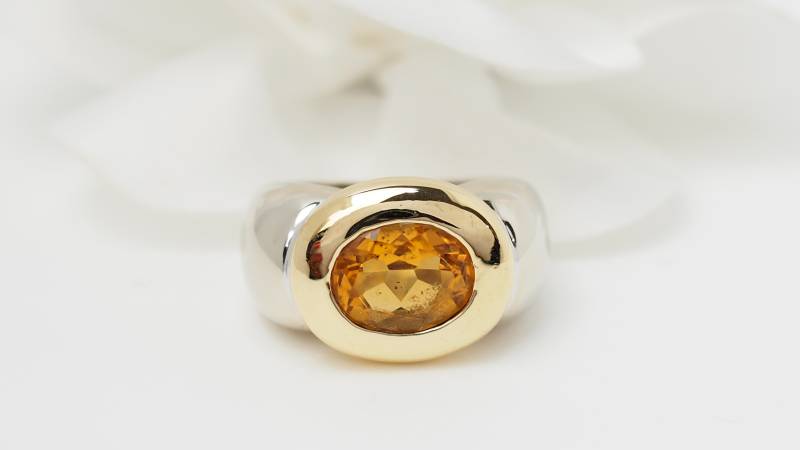 Bague en or deux tons et citrine en vente à Marseille