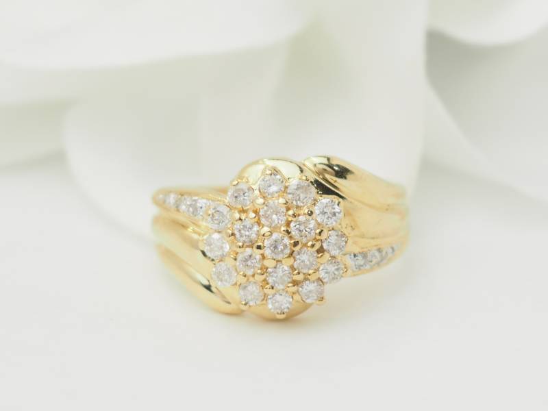 Bague pavage en or jaune et diamants en vente à Marseille - rf 33391