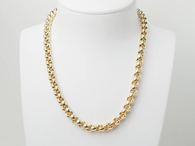 Collier en or jaune pour sublimer votre tenue