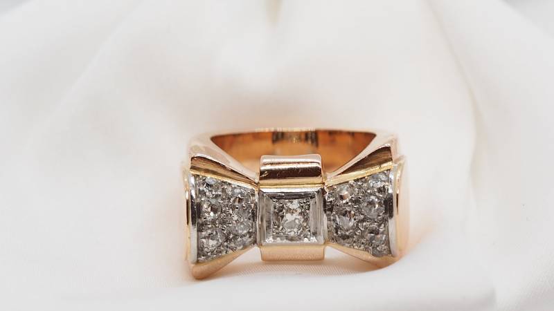 Bague années 50 en or rose et platine, diamants dans notre bijouterie près d'Aubagne - rf 30362