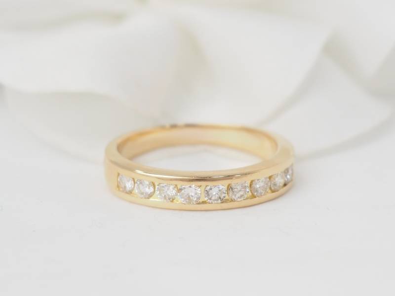 Alliance en or jaune et diamants d'occasion