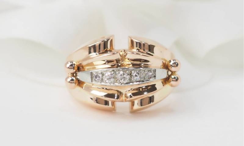 Bague tank des années 40 en or rose et diamants en vente à Marseille - rf 32939