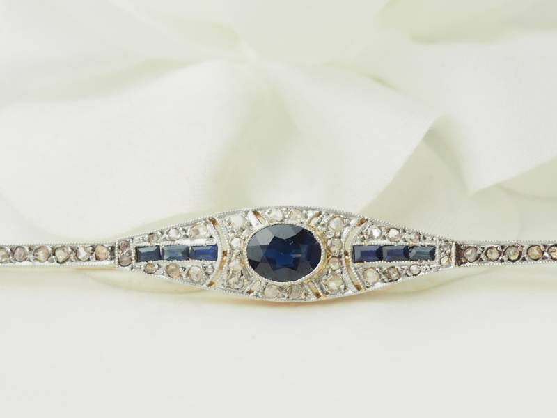 Broche barette ancienne en or jaune et saphirs en vente près d'Aix en Provence