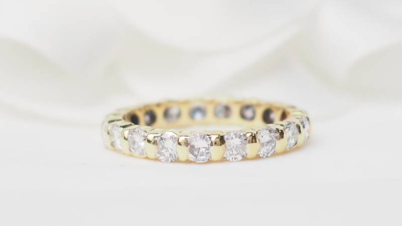 Alliance américaine en or jaune et diamants 1.33ct en vente à Marseille - rf 30725