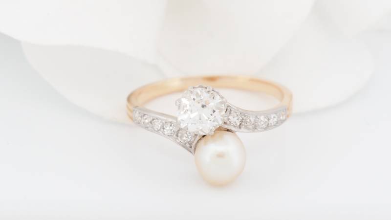 Bague Toi et Moi en or jaune, diamants et perle de culture