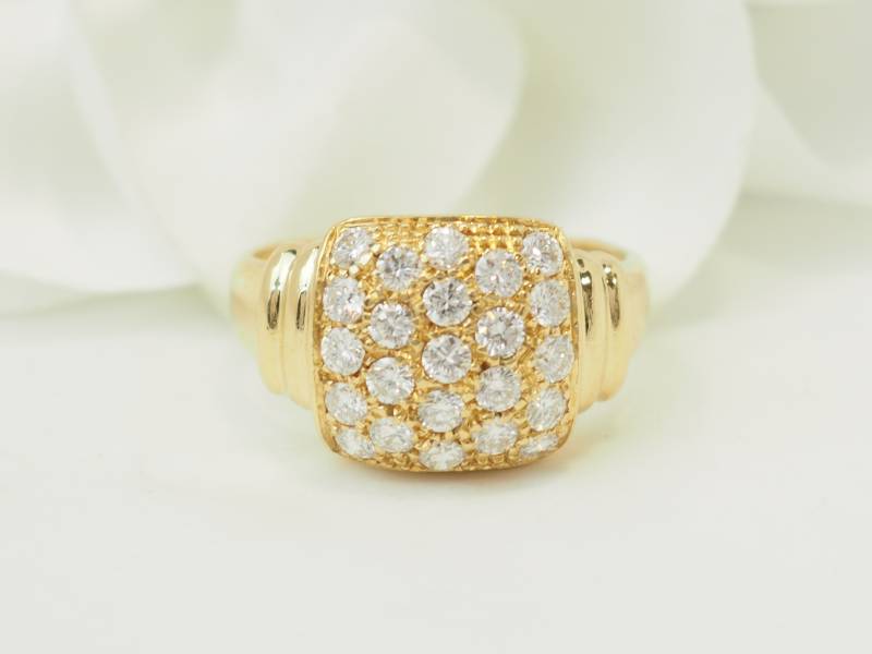 Bague pavage vintage en or jaune 18 carats et diamants – 0,90 ct- en vente à Marseille - rf 33673