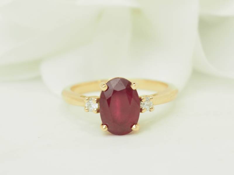 bague rubis 2,59ct traité et diamants en vente près d'Aix en Provence