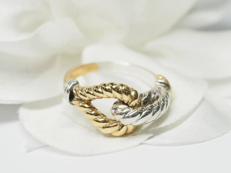 Rachat de bague Hermès en or et argent à Marseille